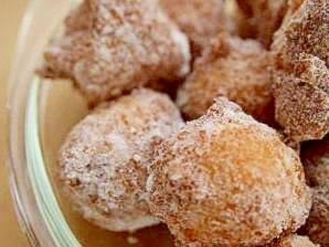 ホットケーキミックスで まるいドーナツ